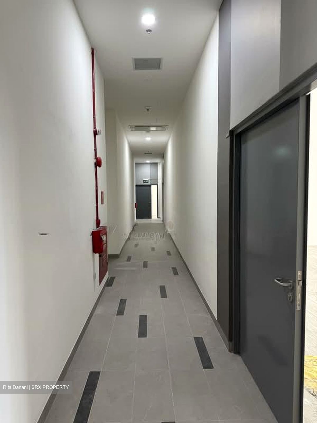 Space 18 (D12), Factory #549366981